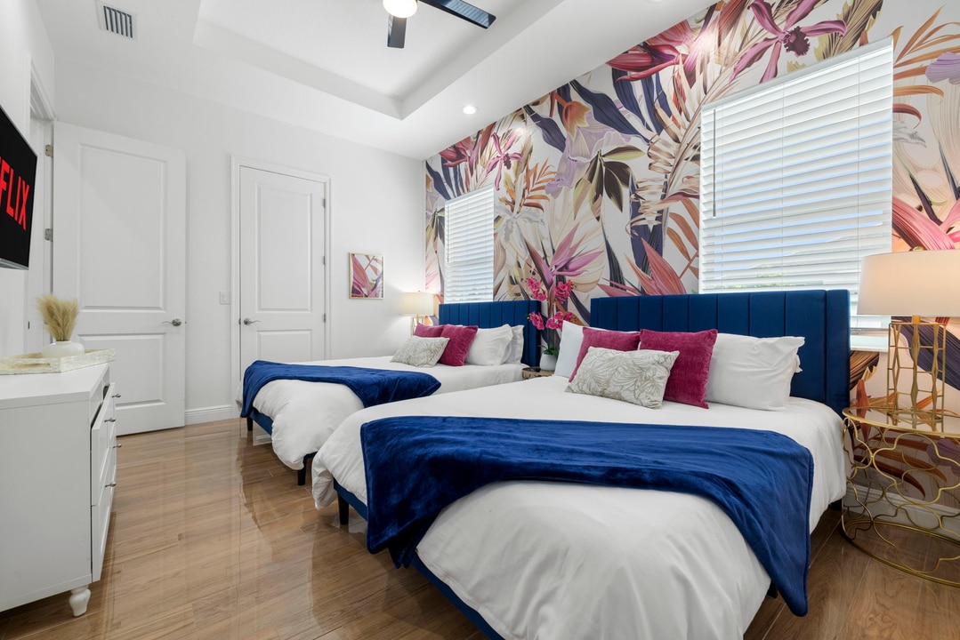 Property p12 image 40